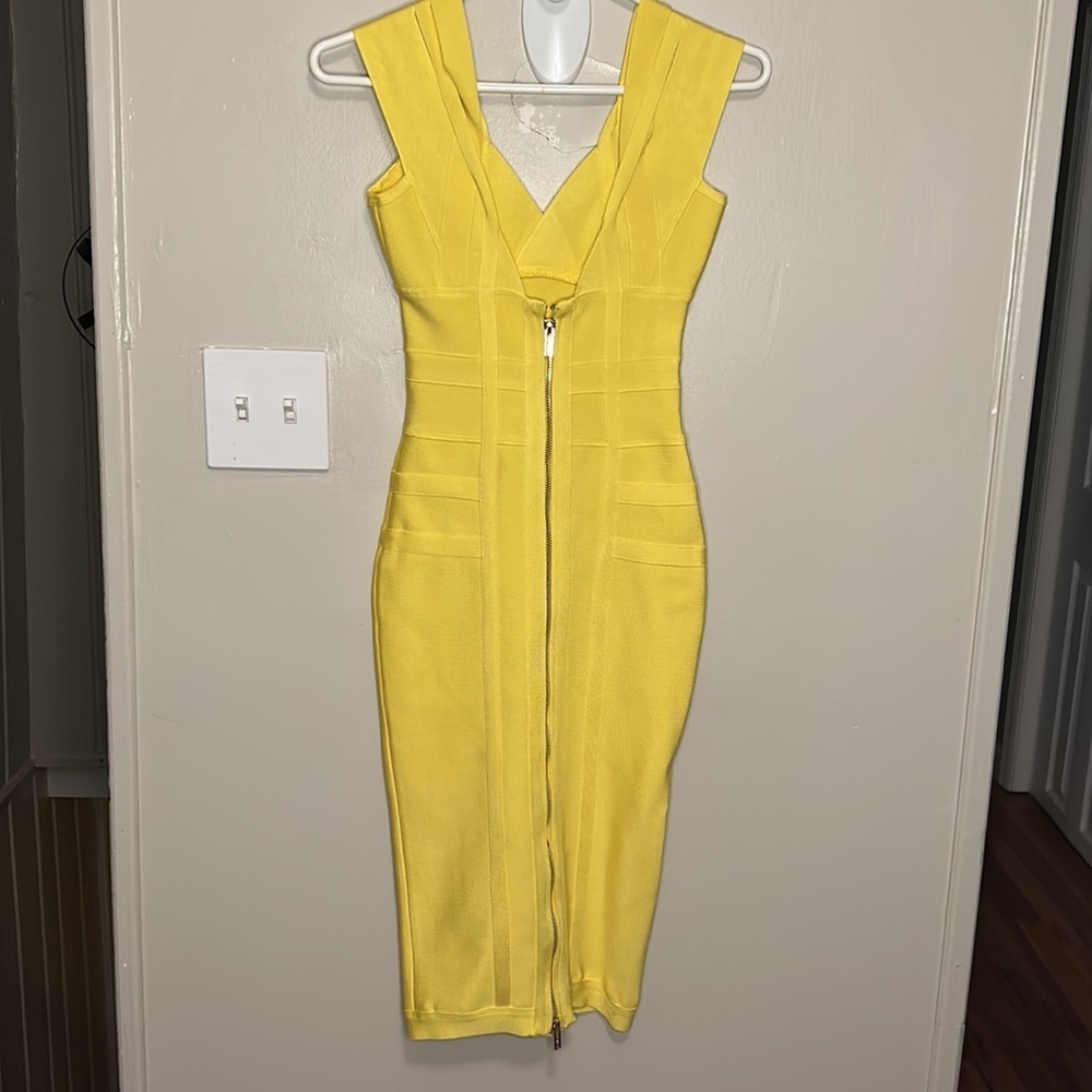 House Of CB London Neon Yellow Bodycon Bandage Cocktail Dress Size XS - Picture 7 of 13
